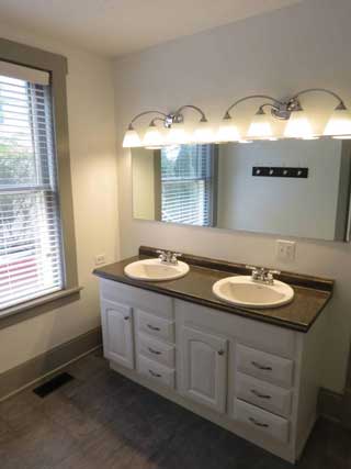 Photo Of All Star Ohio House Put-in-Bay Bathrooms