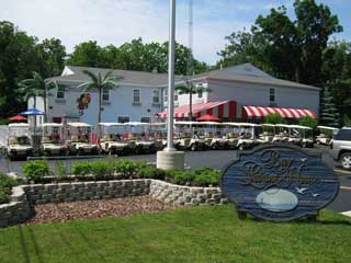 Hotels - Photo of the Bay Lodging Resort hotel in Put-in-Bay Ohio.